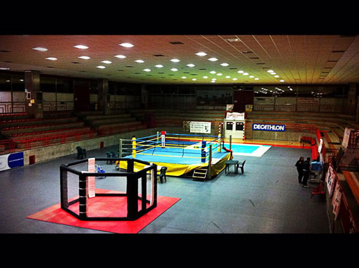 Cusca MMA cu podium